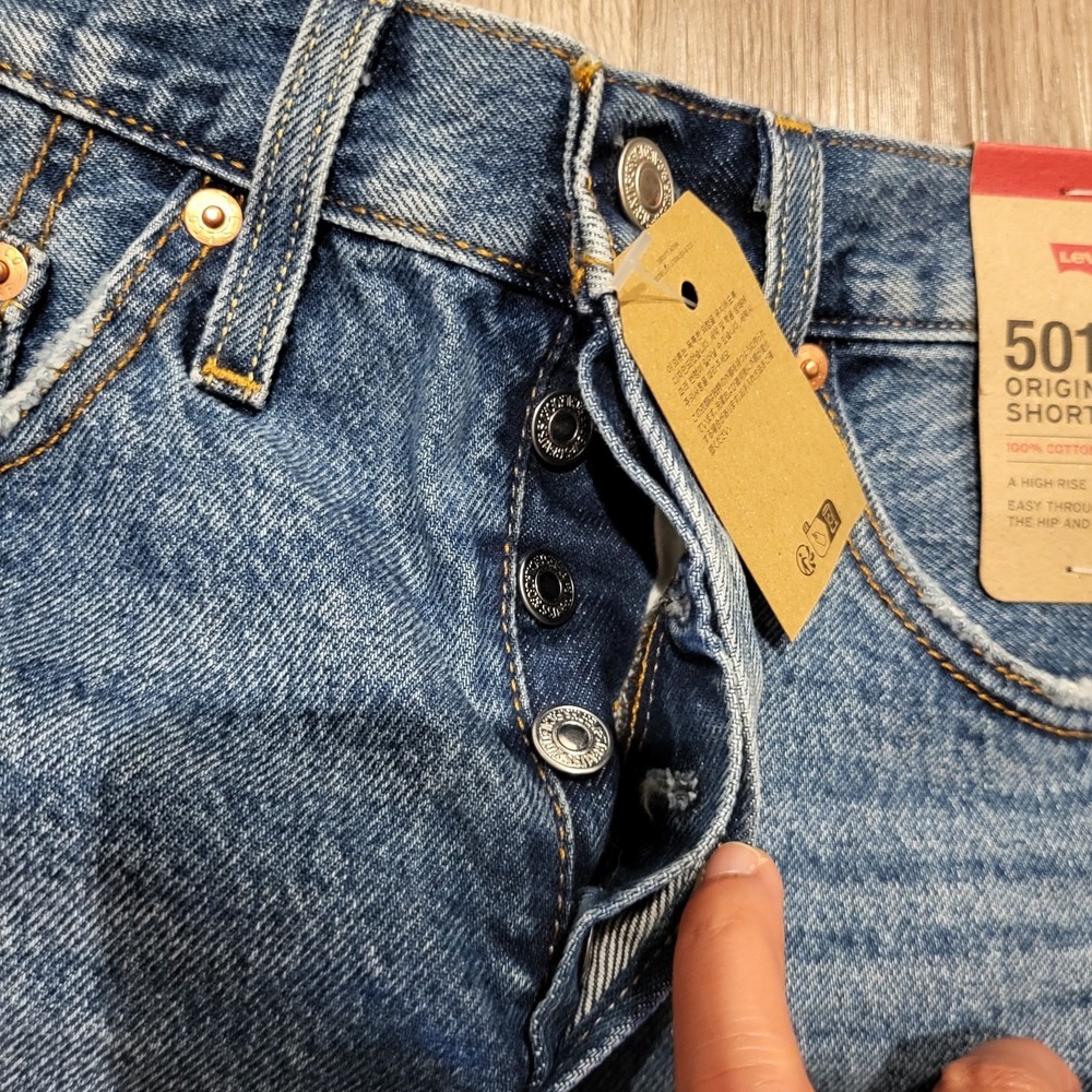 Levi's Denim Shorts Women's 26 Blue 501 Original Cut-Off High Rise Button $59.50 - Picture 8 of 14